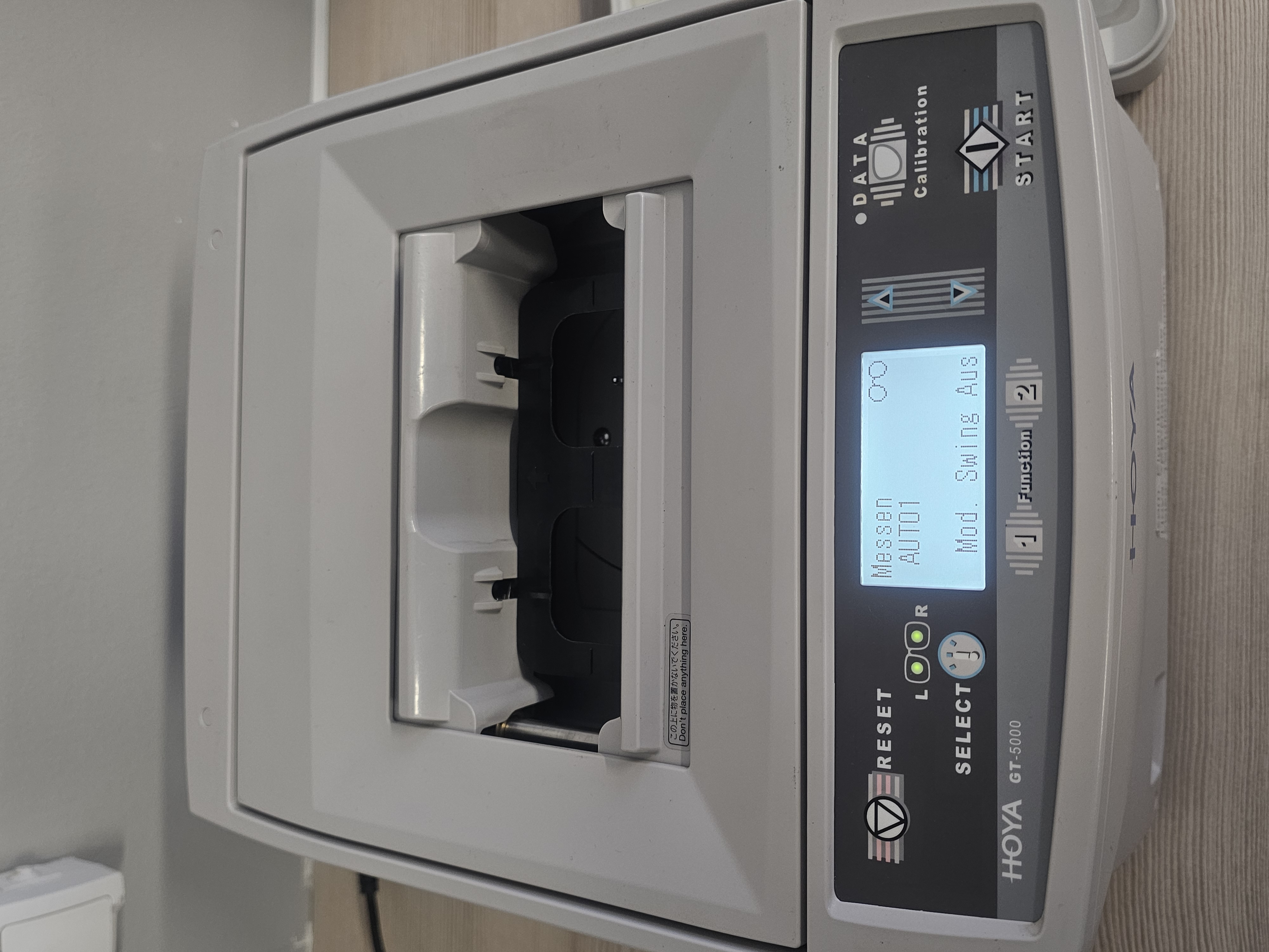 HOYA GT-5000 Global Frame Tracer