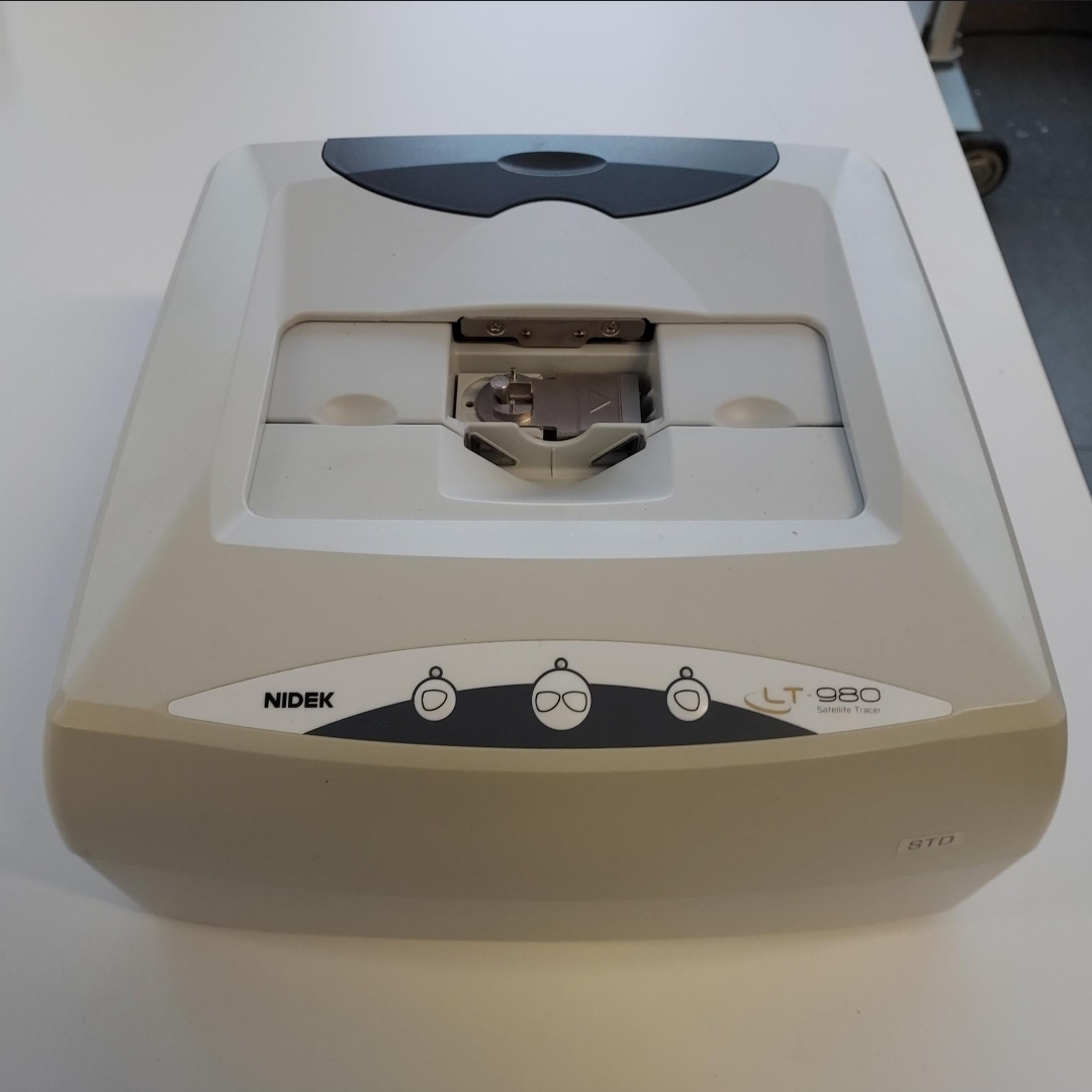 NIDEK LT-980 Satellite Tracer – neuwertiger Zustand