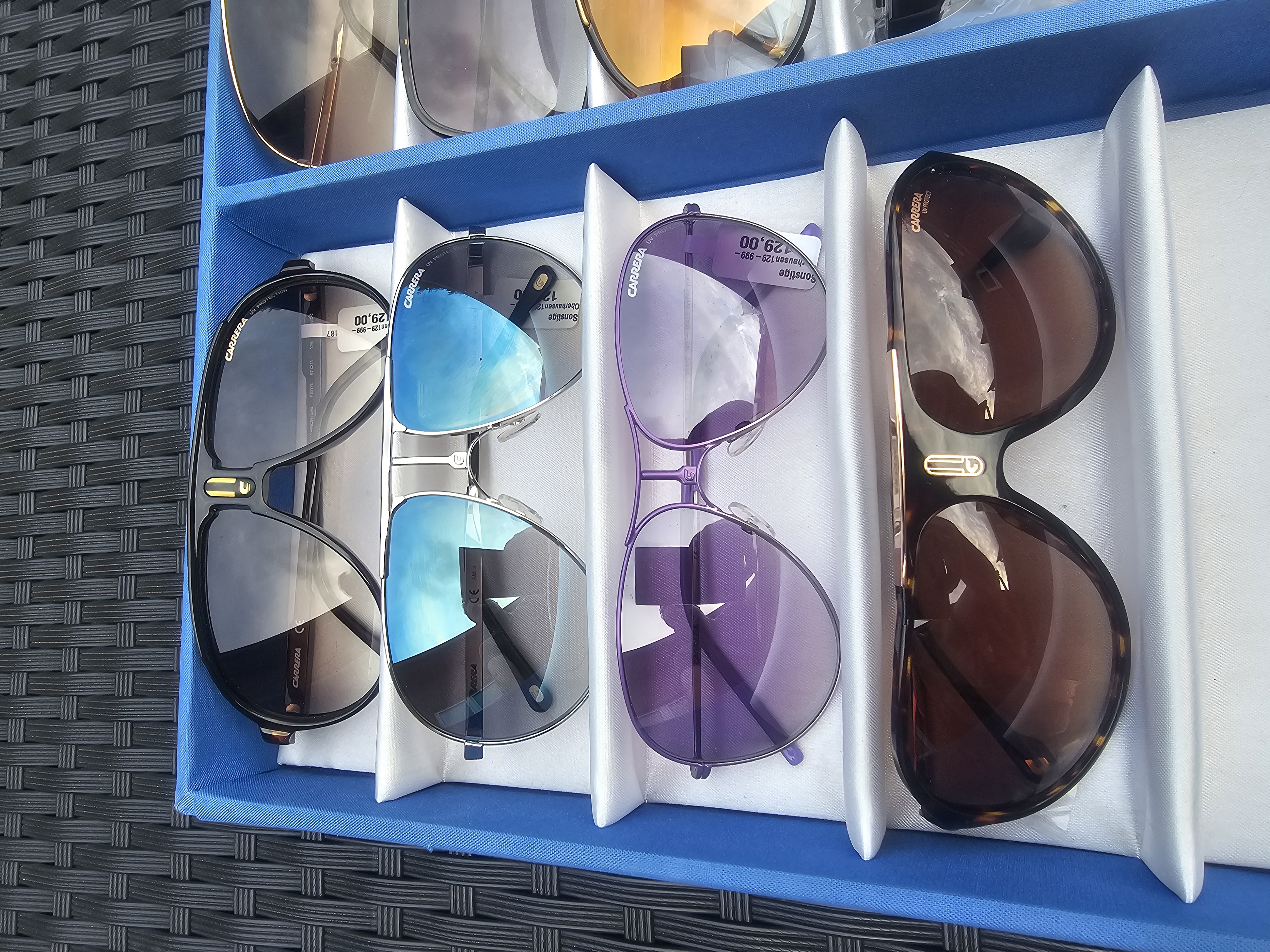 Carrera Sonnenbrillen – Restposten / Händlerposten – 11 Stück Neu