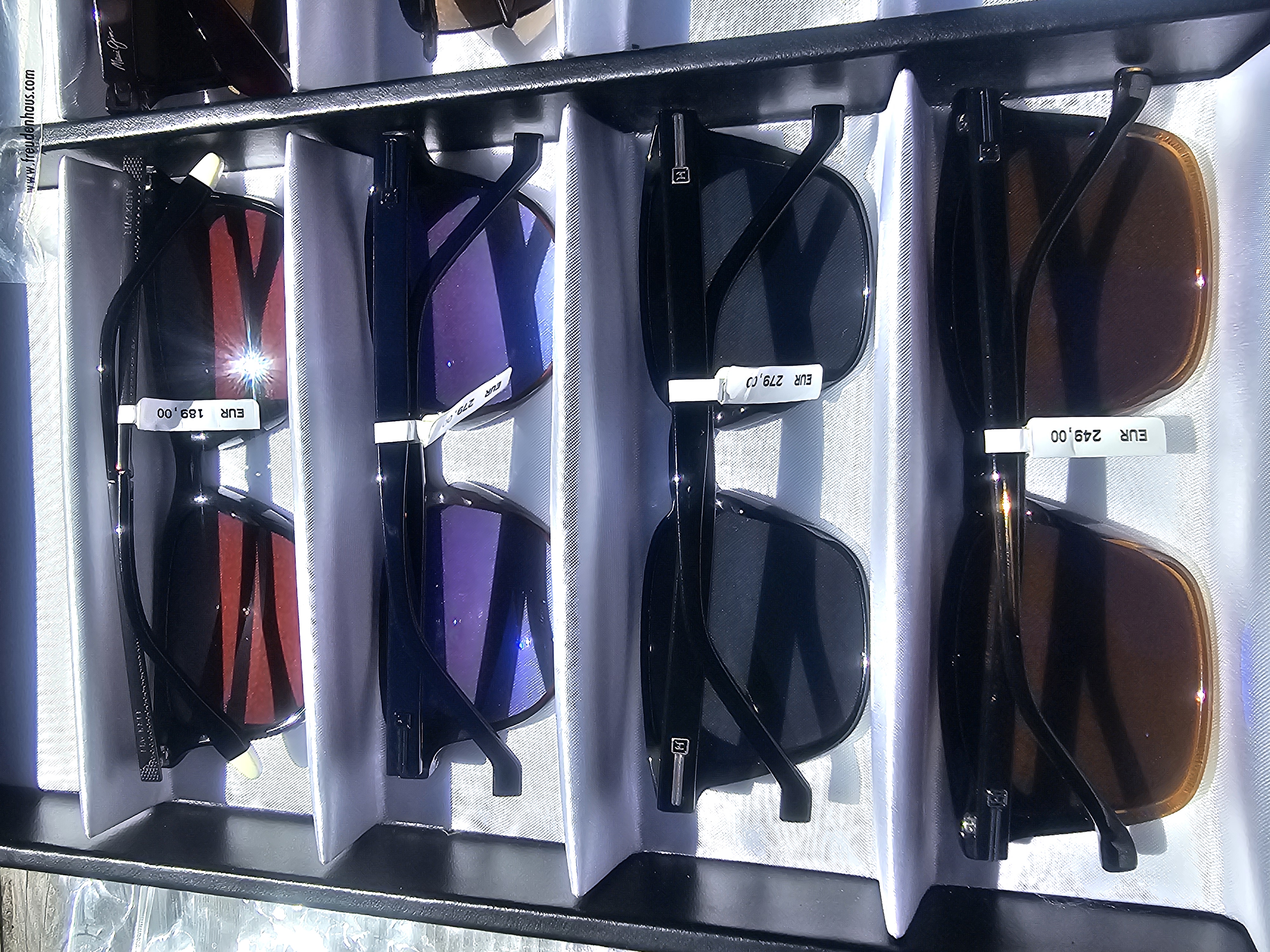 🕶️ Posten Designer-Sonnenbrillen 8 Stück – Freudenhaus, Hackett Bespoke & Maui Jim 😎 Neuware