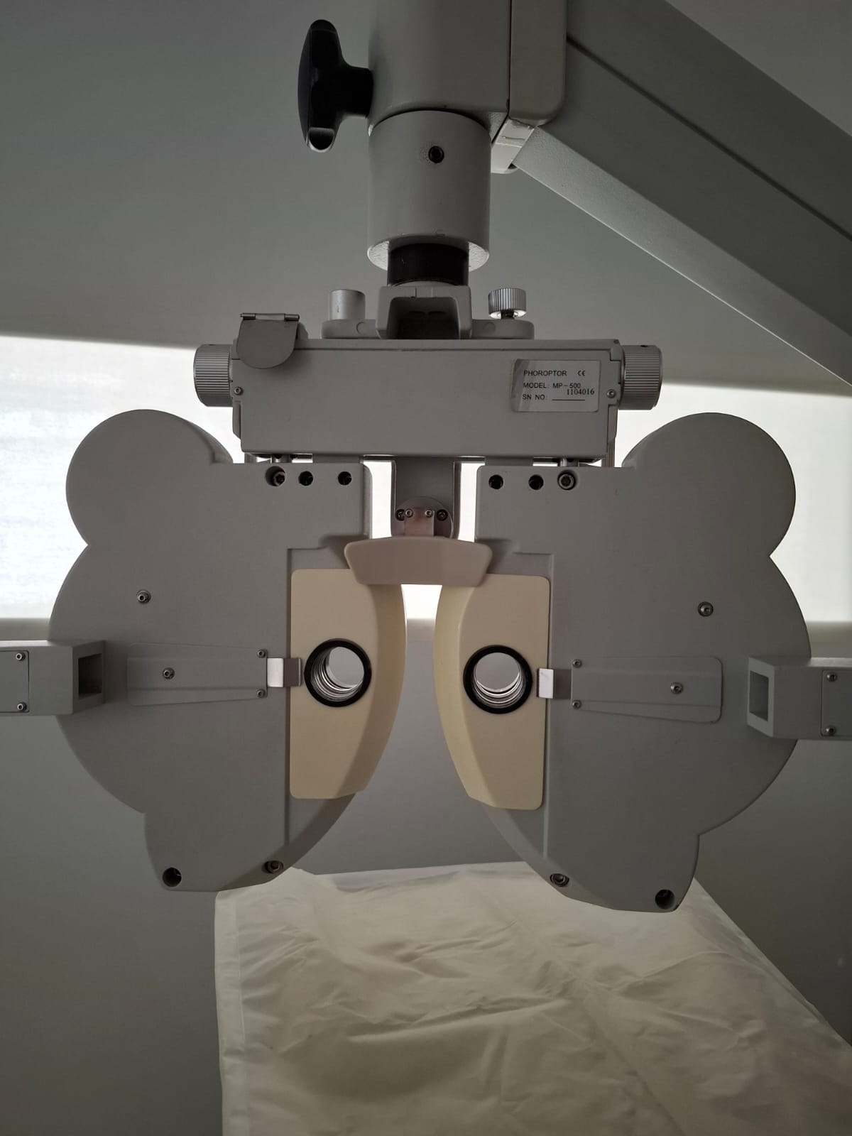 Komplettes Refraktions-Set mit Phoropter MP-500 und Sehzeichenprojektor – Ansicht 5