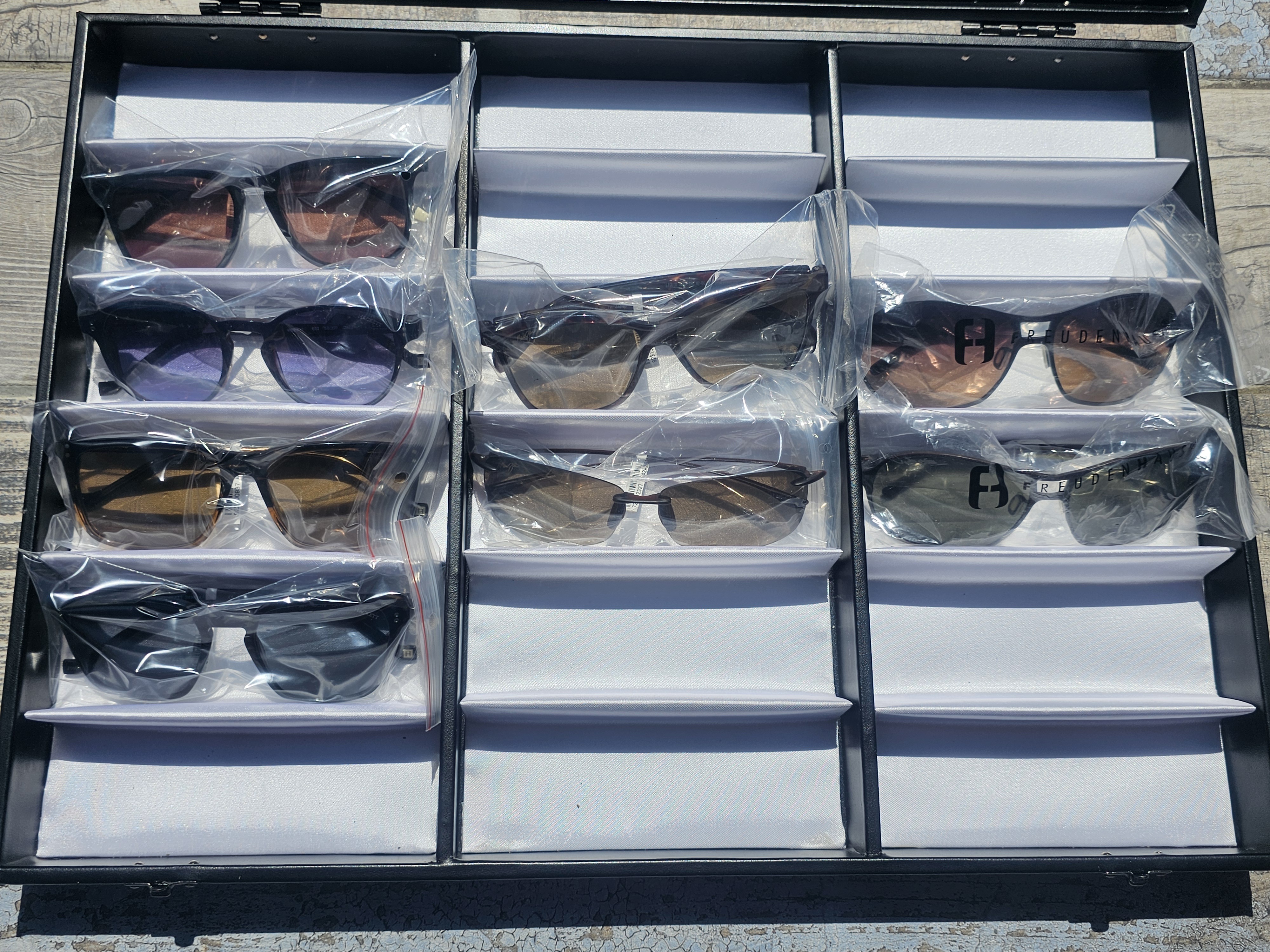 🕶️ Posten Designer-Sonnenbrillen 8 Stück – Freudenhaus, Hackett Bespoke & Maui Jim 😎 Neuware