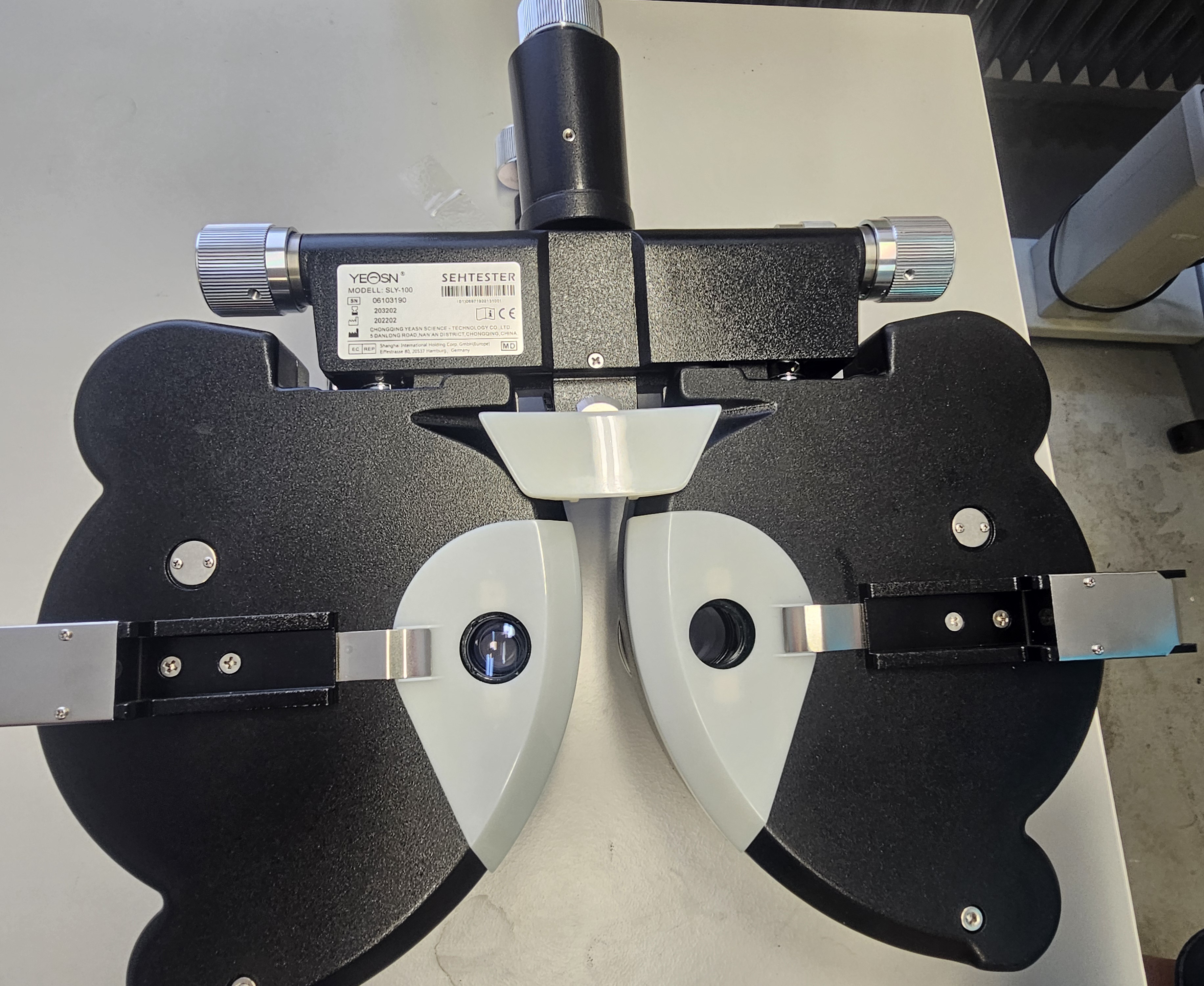 Manueller Phoropter YEASN SLY-100 – für Refraktion und 3D-Sehtests geeignet – Ansicht 5