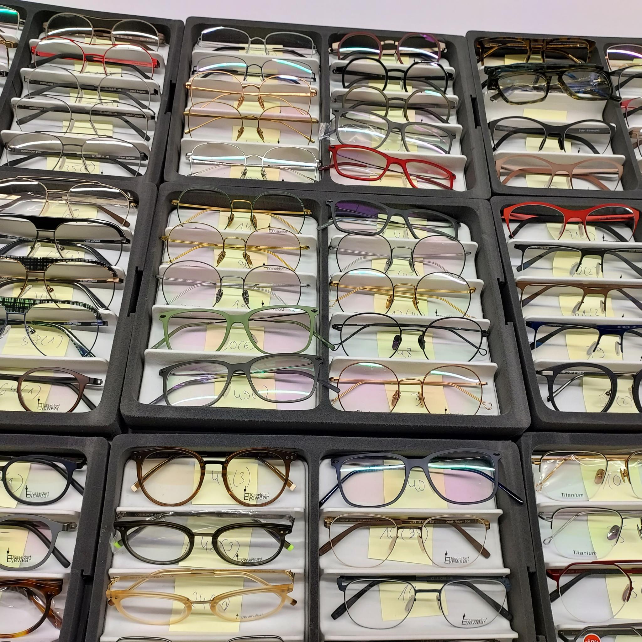 Düsseldorf Eyewear – Ca. 25.000 Stück Korrektionsfassungen Großhandelsposten