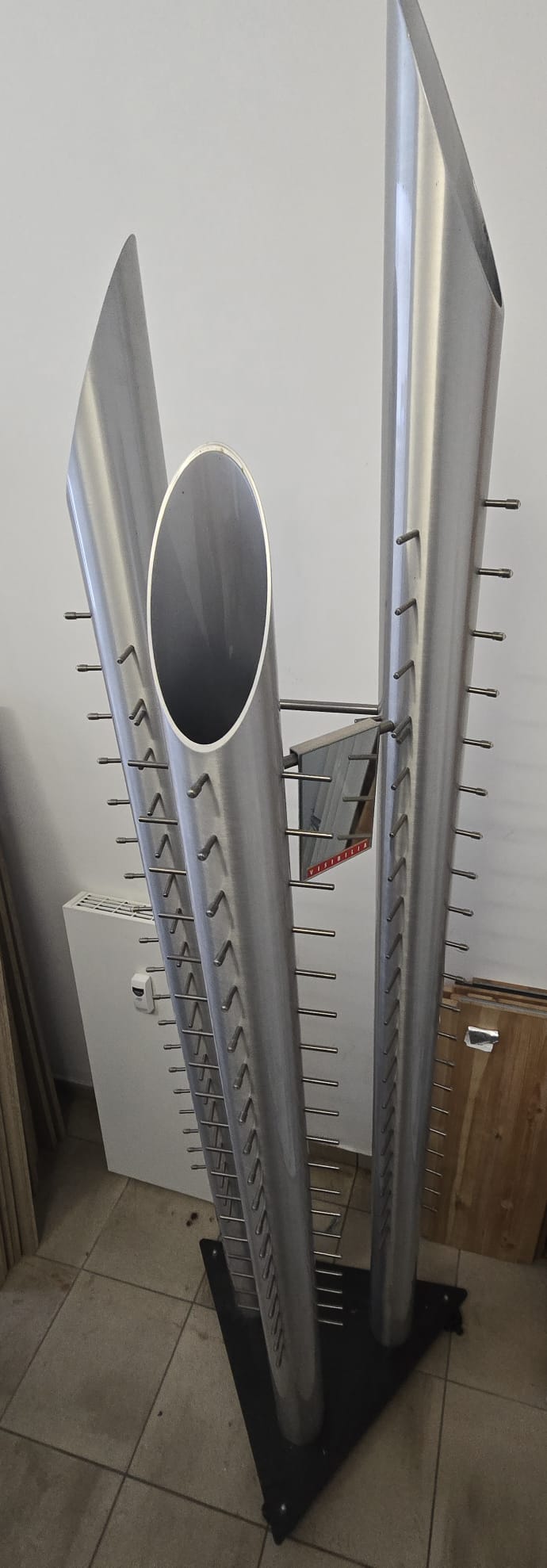 Exklusiver Aluminium Präsentationsständer – Design-Highlight für Ihr Geschäft
