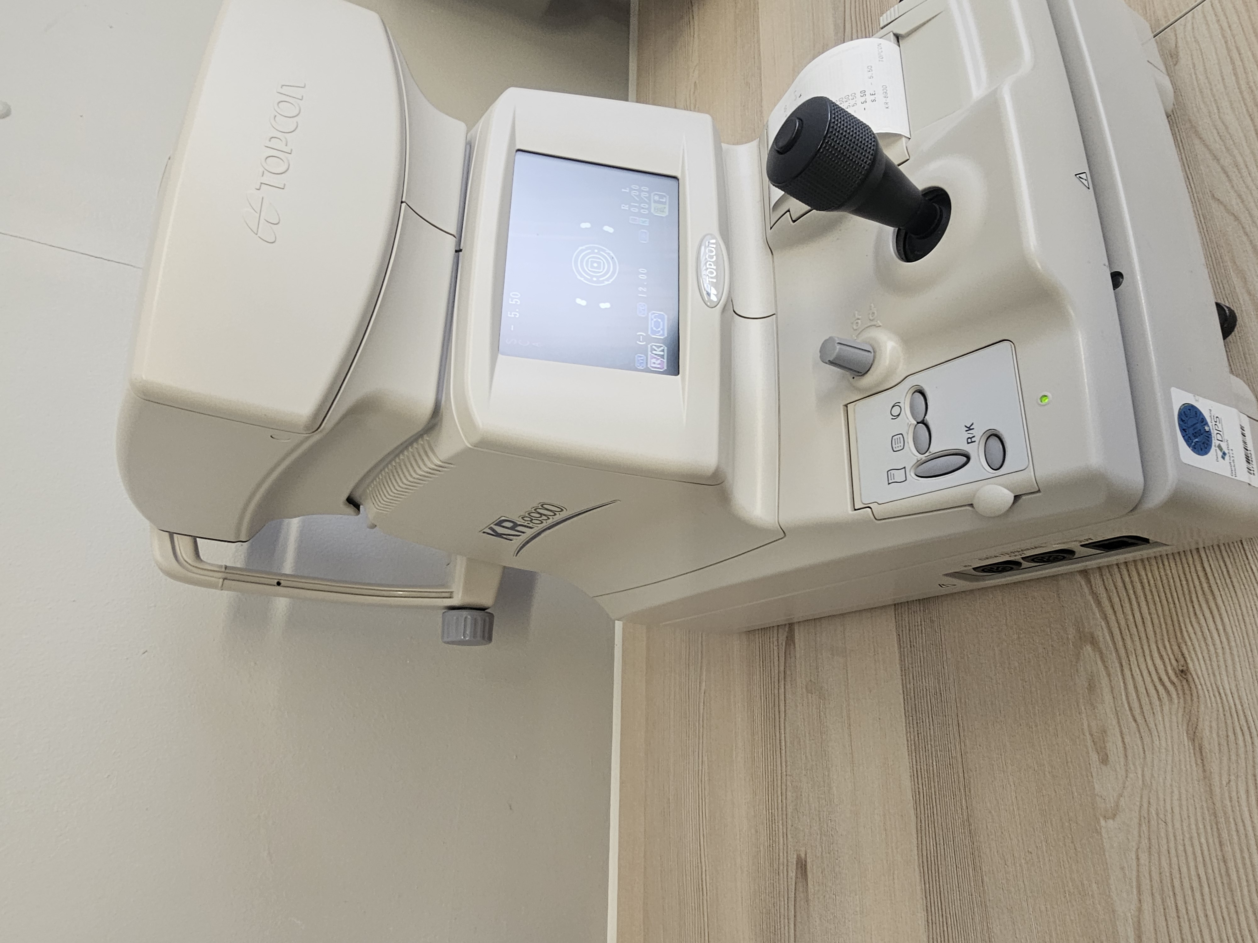 TOPCON KR-8900 Auto Kerato-Refractometer