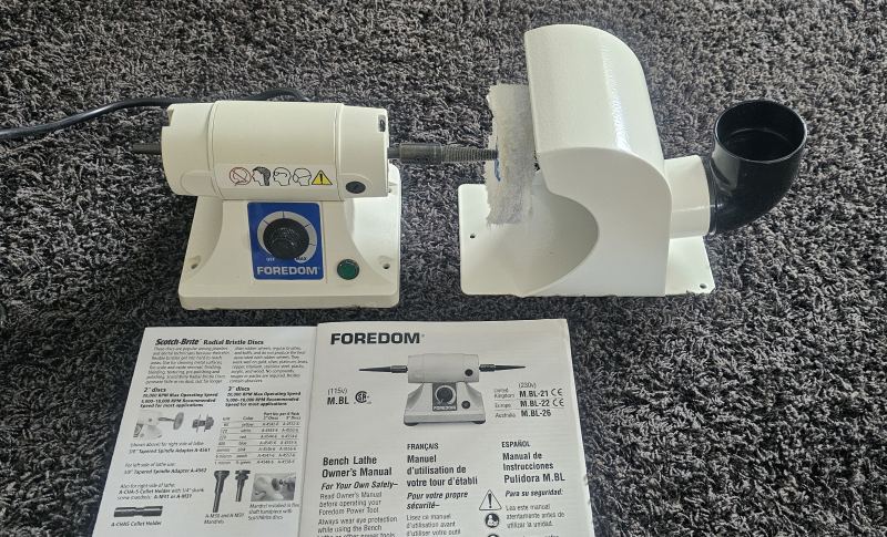 Foredom M.BL-2 Tisch-Poliermaschine mit Polierscheibe