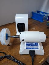 Foredom M.BL-2 Tisch-Poliermaschine mit Polierscheibe – Ansicht 2