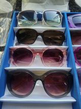Benetton Sonnenbrillen – 16 Stück – Neu & OVP – Originalware – VK 49–99 € / Stück – Ansicht 3